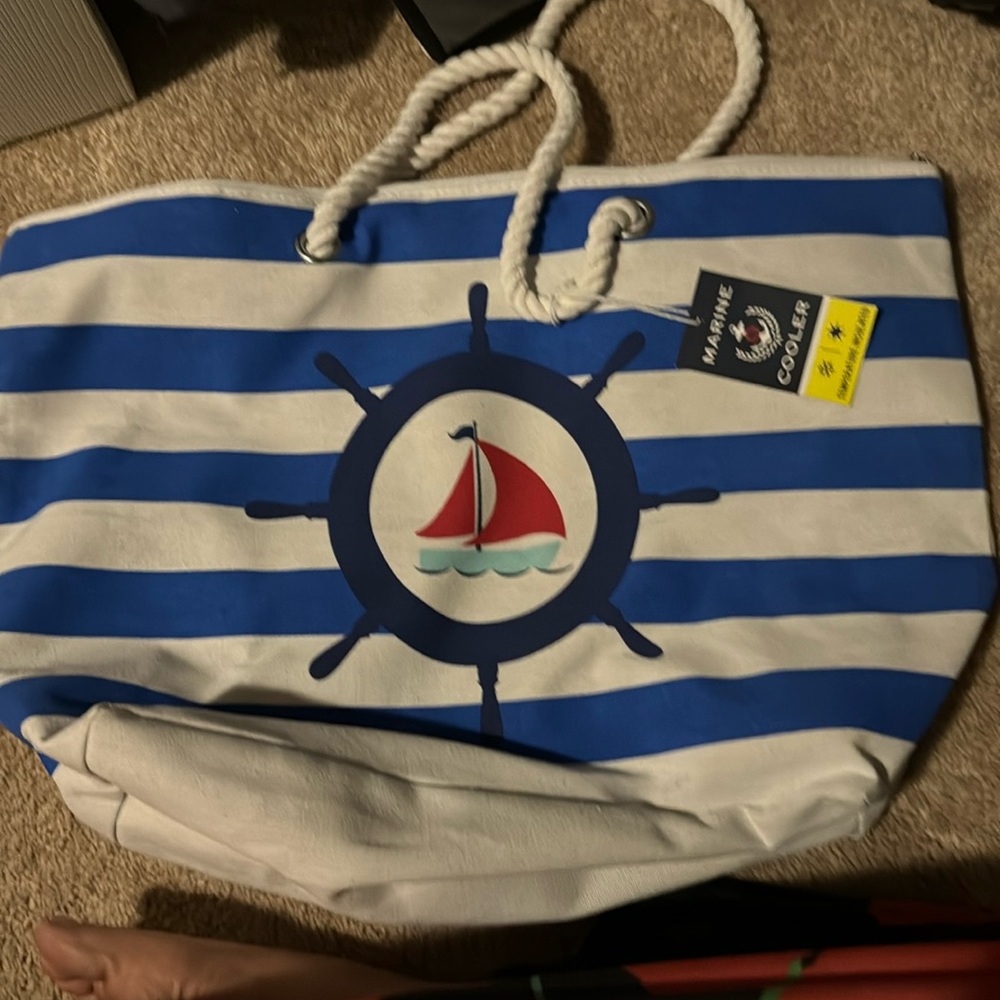Cooler bag NWT